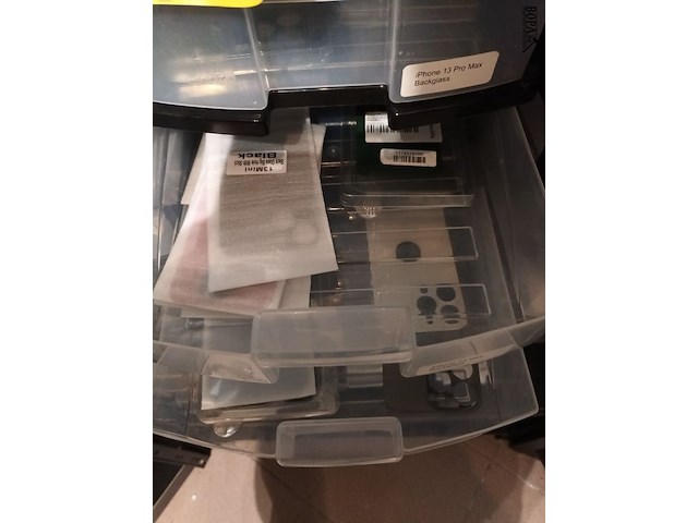 Lot 100 - sorteertorens met iphone backglass. 3 stuks - afbeelding 5 van  6