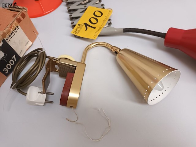 Lot 100 - vintage verlichting. 3 stuks - afbeelding 6 van  6