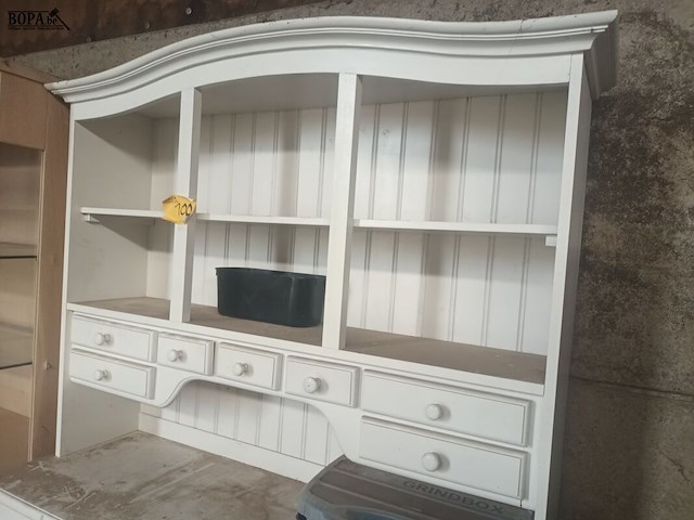 Lot 100 - witte buffetkast - afbeelding 3 van  5