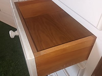 Lot 100 - witte buffetkast - afbeelding 5 van  5