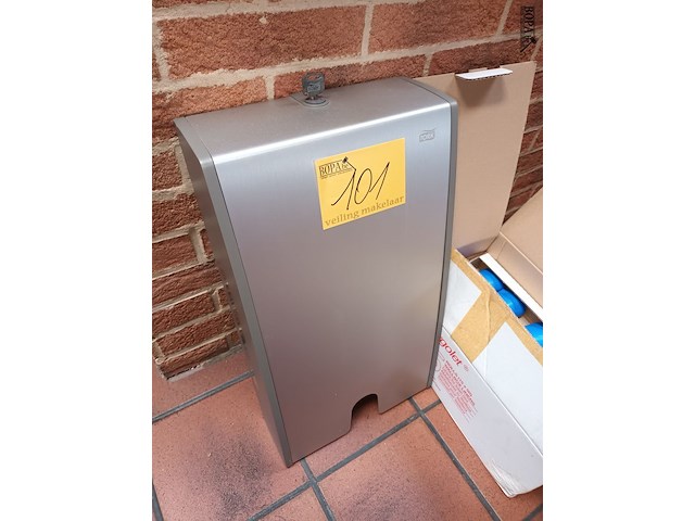 Lot 101 - afvalzakken en handdoekdispenser - afbeelding 2 van  4