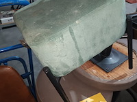 Lot 101 - barkrukken, barstoel en voetenbankje - afbeelding 3 van  5