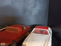 Lot 101 - corgi auto’s op schaal. 8 stuks - afbeelding 6 van  8