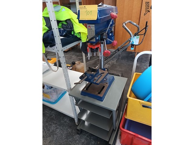 Lot 101 - kolomboormachine op roltafel - afbeelding 1 van  6
