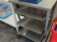 Lot 101 - kolomboormachine op roltafel - afbeelding 2 van  6