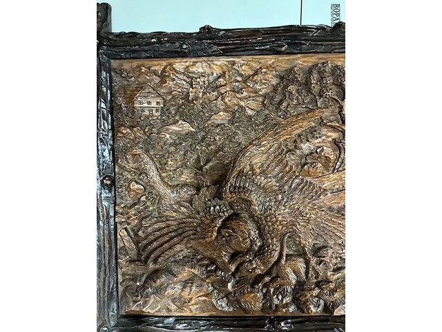 Lot 101 - reliëfplaat roofvogel - afbeelding 2 van  3