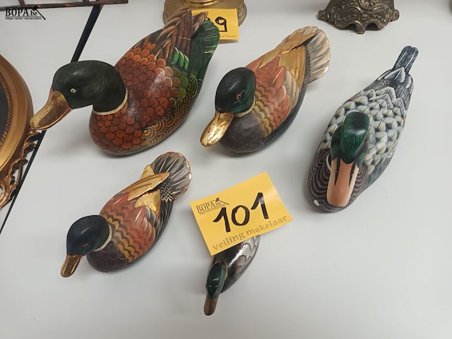 Lot 101 - set eendjes. 5 stuks - afbeelding 1 van  5