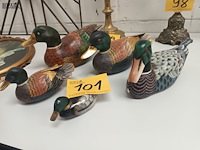 Lot 101 - set eendjes. 5 stuks - afbeelding 2 van  5