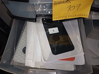 Lot 101 - sorteertorens met iphone backglass. 2 stuks - afbeelding 5 van  5