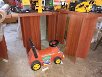 Lot 101 - tafeltje. 5 stuks - afbeelding 2 van  2