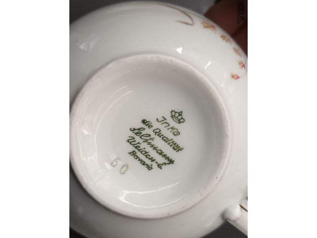 Lot 102 - divers koffieservies. 36 stuks - afbeelding 4 van  5