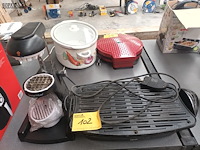 Lot 102 - frietsnijder en grill - afbeelding 1 van  5