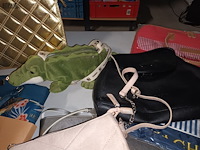 Lot 102 - handtassen en draagtassen. 11 stuks - afbeelding 4 van  6