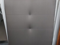 Lot 102 - hoofdbord boxspring - afbeelding 1 van  2