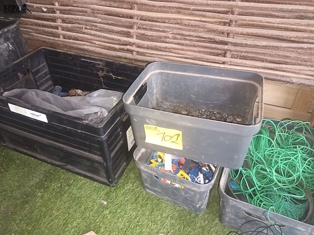 Lot 102 - lot werkmateriaal - afbeelding 8 van  8