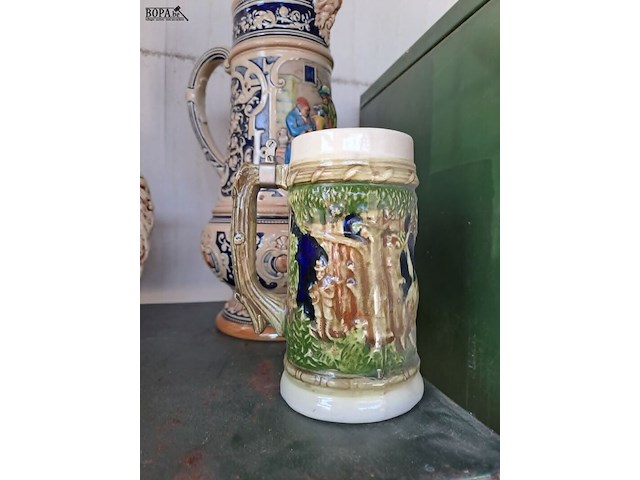 Lot 102 - oude bierkannen en potten in aardewerk duitse stijl - afbeelding 3 van  6