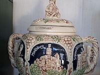 Lot 102 - oude bierkannen en potten in aardewerk duitse stijl - afbeelding 4 van  6