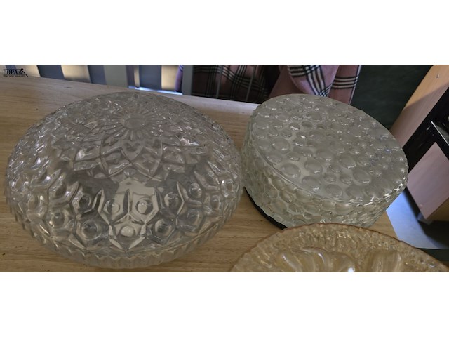 Lot 102 - plafoniéres 4 stuks - afbeelding 3 van  3