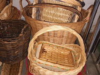 Lot 102 - rieten mandjes. 44 stuks - afbeelding 3 van  5