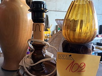 Lot 102 - tafellampen. 3 stuks - afbeelding 1 van  3