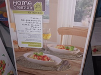 Lot 103 - borden en schalen - afbeelding 4 van  5