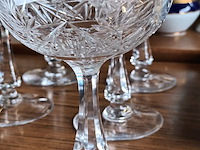 Lot 103 - champagneglazen in kristal. 6 stuks - afbeelding 3 van  4