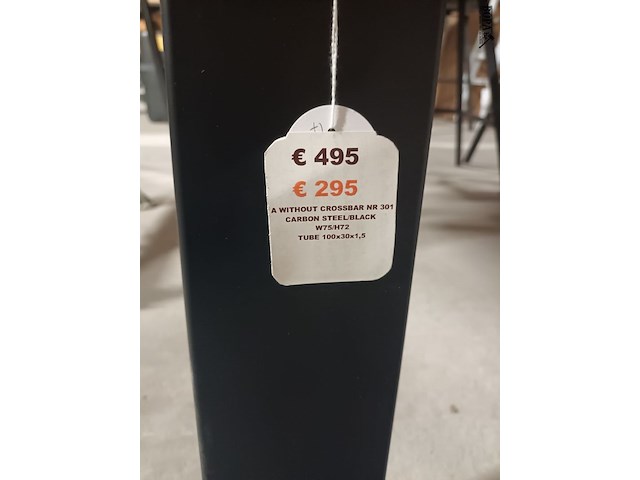 Lot 103 - eetkamer tafel - afbeelding 3 van  5