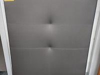 Lot 103 - hoofdbord boxspring - afbeelding 1 van  2