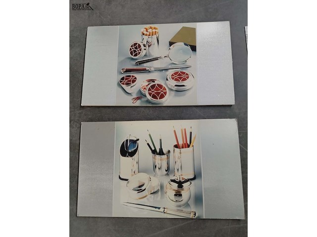 Lot 103 - lot reclame displays luxemerken - afbeelding 3 van  3