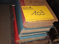 Lot 103 - oude boeken over fysica. 7 stuks