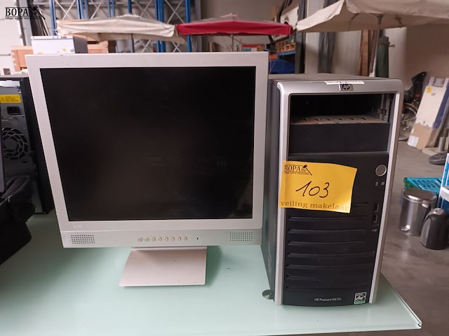 Lot 103 - pc configuratie - afbeelding 1 van  4