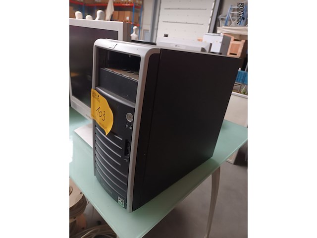 Lot 103 - pc configuratie - afbeelding 2 van  4