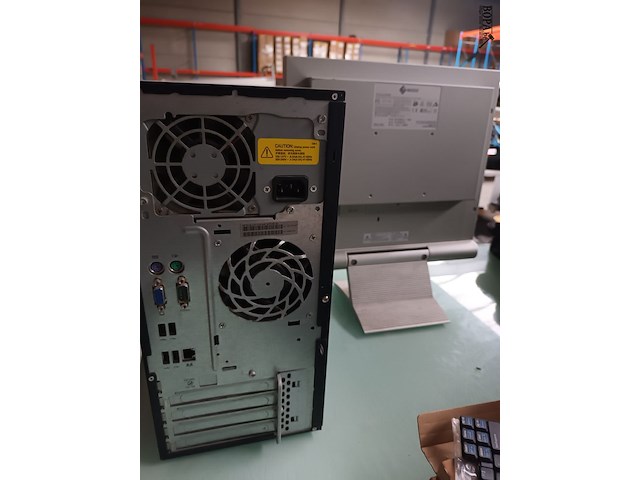 Lot 103 - pc configuratie - afbeelding 3 van  4