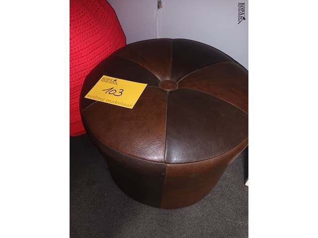 Lot 103 - poef. 2 stuks - afbeelding 3 van  3