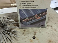 Lot 103 - schoorsteenveeggereedschap en dakgootbeschermers nieuw - 3 s - afbeelding 3 van  3