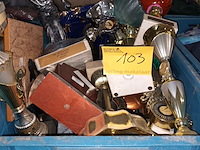 Lot 103 - trofeeën - afbeelding 1 van  3