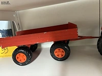 Lot 103 - vintage bull farmer massey ferguson tractor - afbeelding 3 van  3