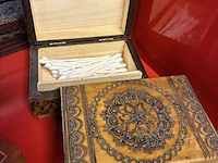 Lot 103 - vintage en antieke houten doosjes - 5 stuks - afbeelding 4 van  5