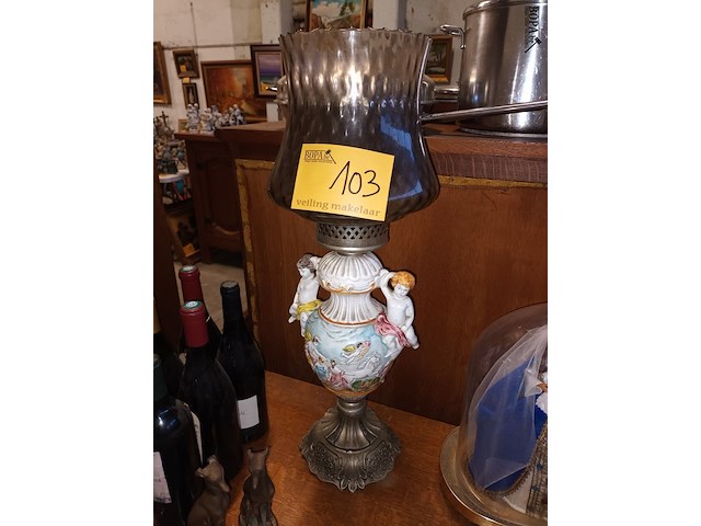 Lot 103 - vintage lamp - afbeelding 1 van  4