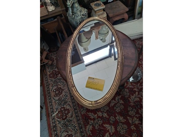 Lot 103 - vintage ovalen spiegel - afbeelding 1 van  2