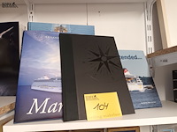 Lot 104 - boeken over cruiseschepen. 4 stuks - afbeelding 1 van  4