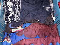 Lot 104 - dameskledij - afbeelding 4 van  4