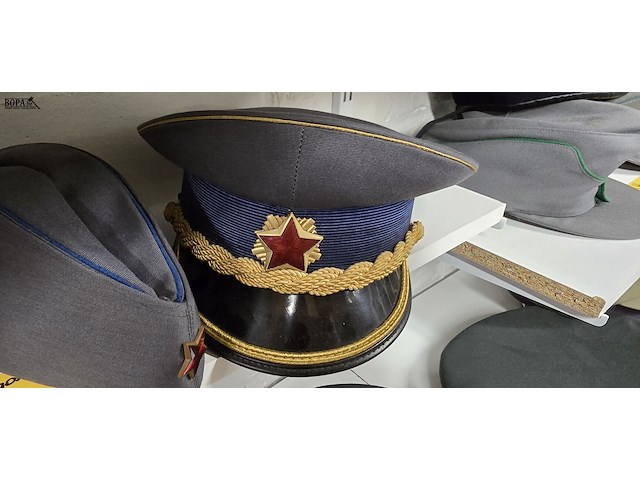 Lot 104 - joegoeslavië 3 kepies en 1 schuitje - afbeelding 5 van  5