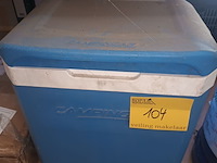 Lot 104 - koelbox campingaz - afbeelding 1 van  3