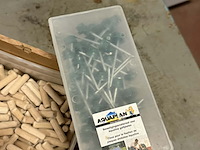 Lot 104 - lot vijzen, nagels, rondellen, pluggen, klemmen - afbeelding 4 van  5