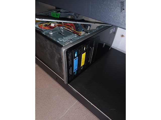 Lot 104 - onderdelen voor pc en laptop - afbeelding 2 van  6