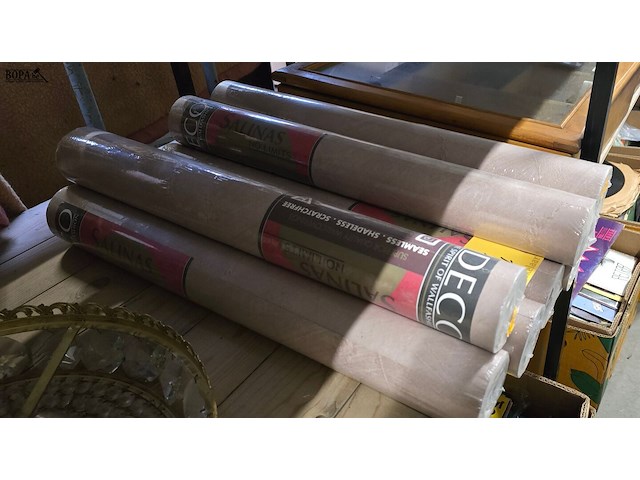 Lot 104 - rollen behangpapier 8 stuks - afbeelding 2 van  5