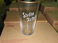 Lot 104 - stella artois glazen in doos. 21 stuks - afbeelding 2 van  3