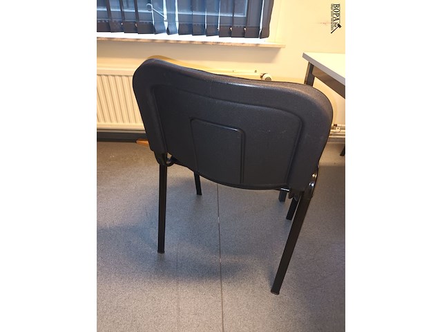 Lot 104 - vergaderstoel. 15 stuks - afbeelding 2 van  2