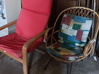 Lot 104 - zeteltjes. 2 stuks - afbeelding 1 van  2